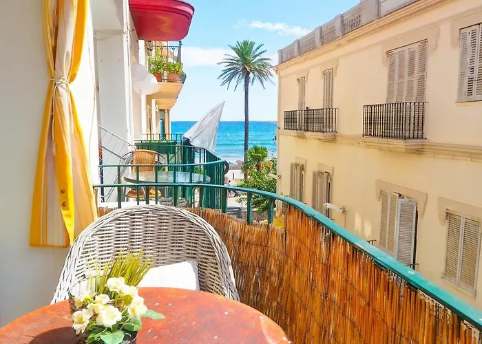 Lägenhet The Loft By Hello Homes Sitges