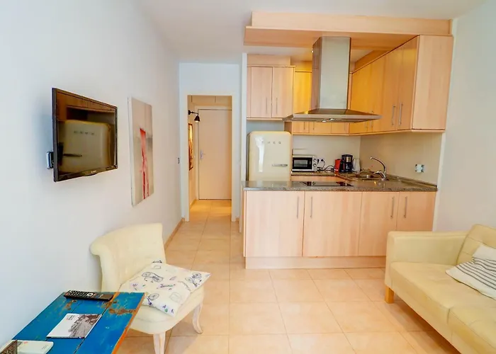 The Loft By Hello Homes Сіджас